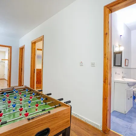 Bennys Seaside Escape Apartament Sliema