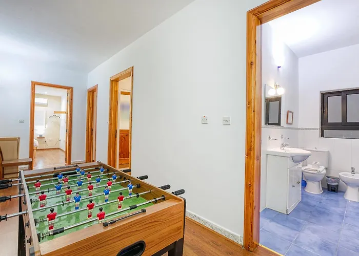 Bennys Seaside Escape Apartment Sliema